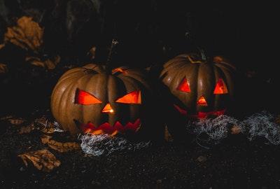 Five Steps to Throwing the Perfect Halloween Camping Party