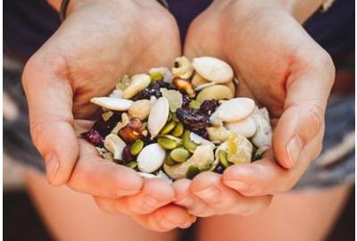 Quick and Easy On-The-Go Snacks for Camping