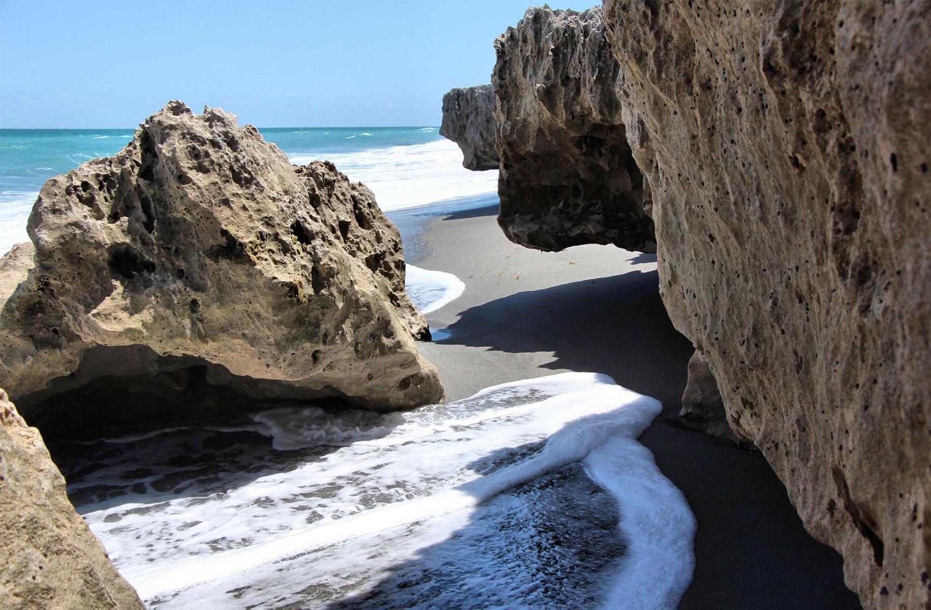 Blowing Rocks Preserve